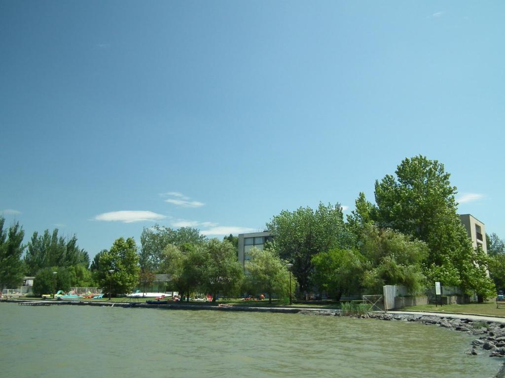 Touring Hotel Agard Gárdony Zewnętrze zdjęcie